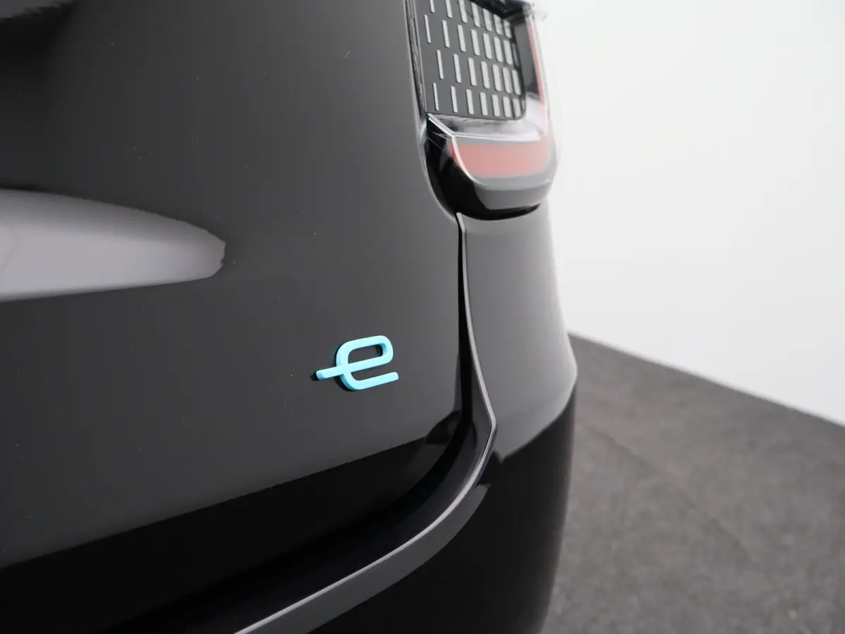 La Prima 54 kWh | SOH 98% | Keyless | Dodehoekdetectie | Navi | Stoelverwarming | 18"LMV | Camera | Cruise | Clima | Carplay |