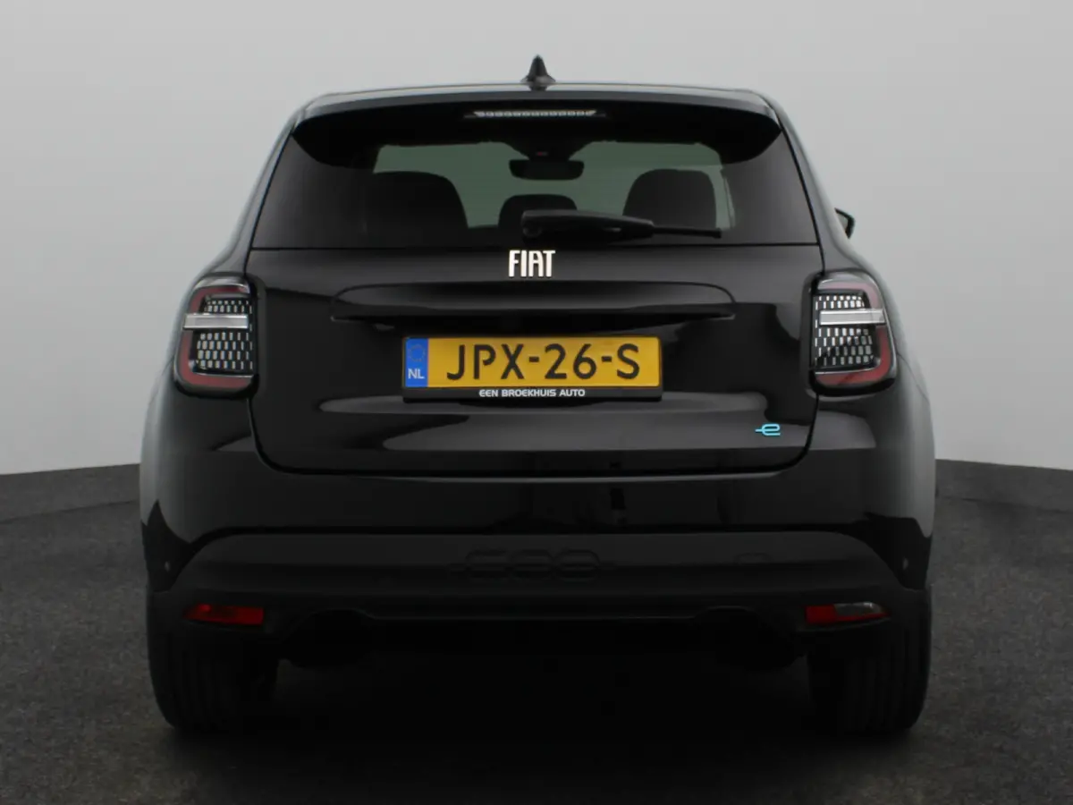 La Prima 54 kWh | SOH 98% | Keyless | Dodehoekdetectie | Navi | Stoelverwarming | 18"LMV | Camera | Cruise | Clima | Carplay |