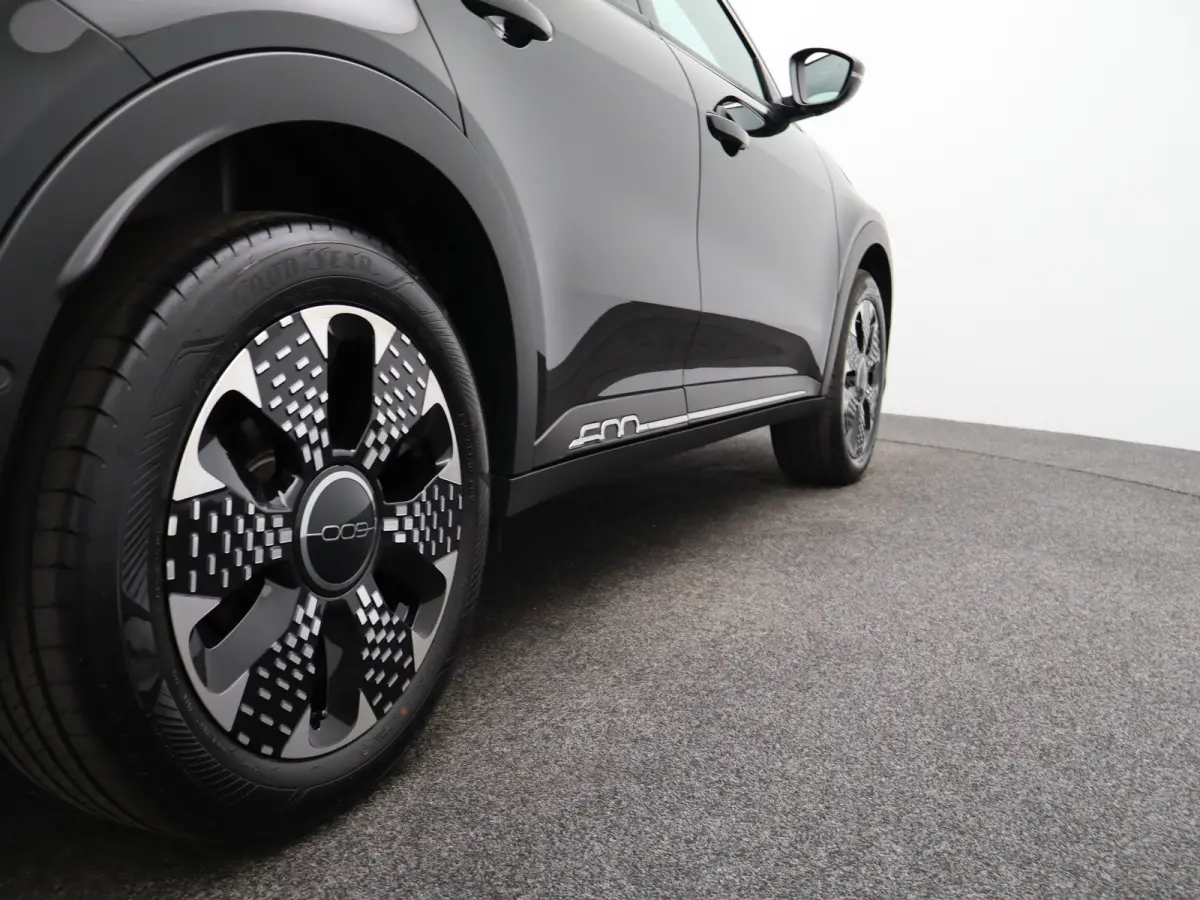 La Prima 54 kWh | SOH 98% | Keyless | Dodehoekdetectie | Navi | Stoelverwarming | 18"LMV | Camera | Cruise | Clima | Carplay |