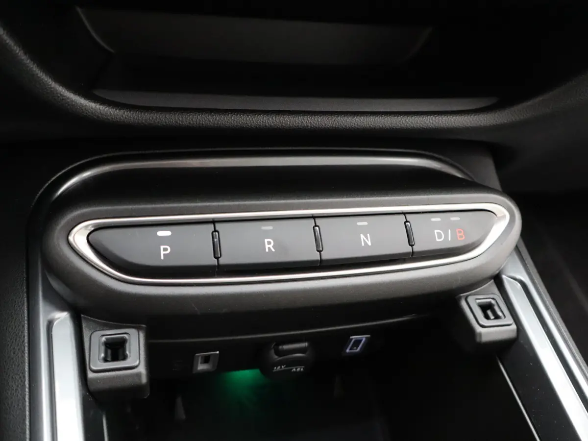 La Prima 54 kWh | SOH 98% | Keyless | Dodehoekdetectie | Navi | Stoelverwarming | 18"LMV | Camera | Cruise | Clima | Carplay |