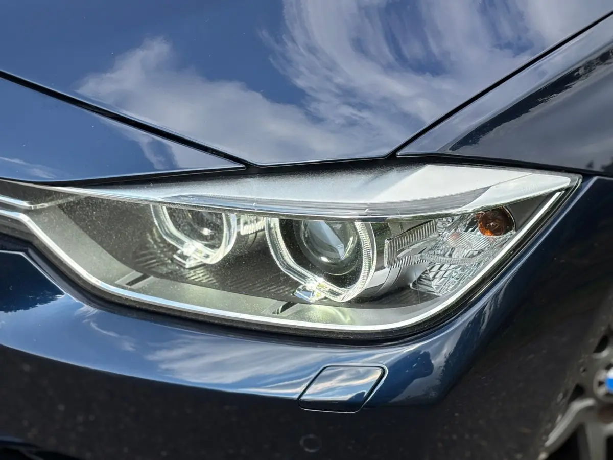 335i High Executive Aut/Leder/Navi Head up/