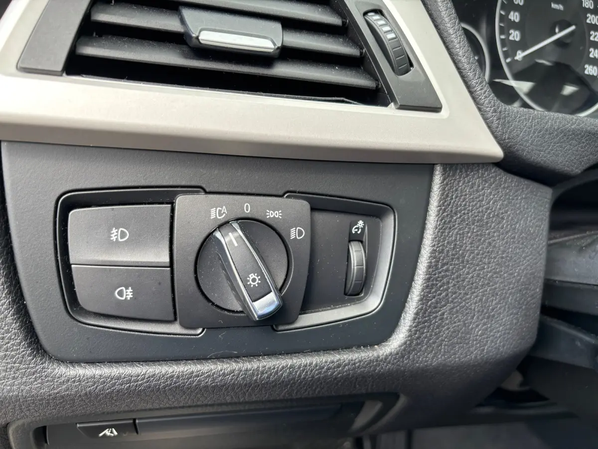 335i High Executive Aut/Leder/Navi Head up/