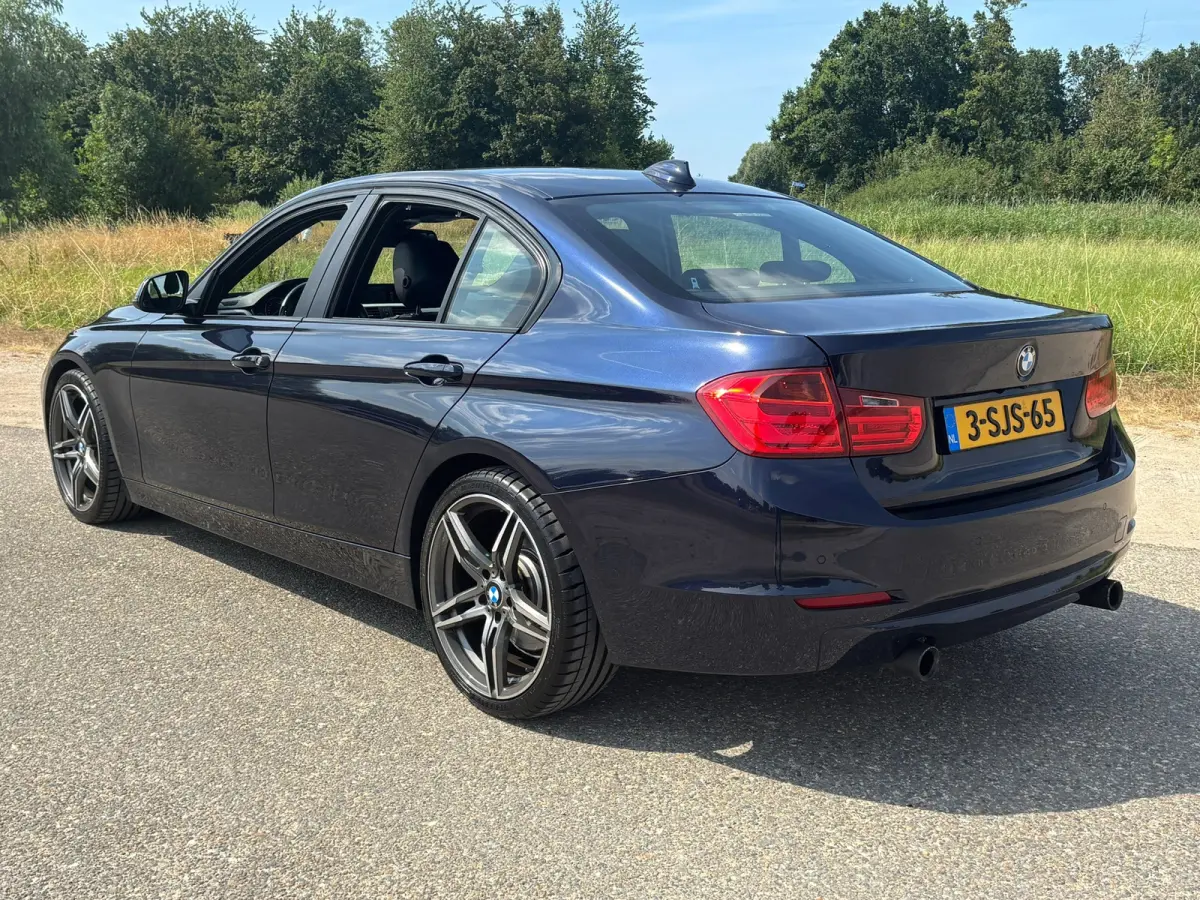 335i High Executive Aut/Leder/Navi Head up/