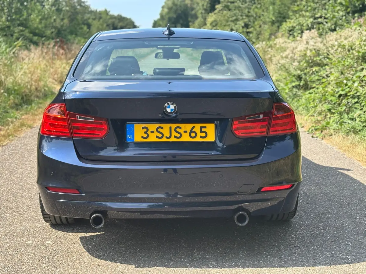 335i High Executive Aut/Leder/Navi Head up/