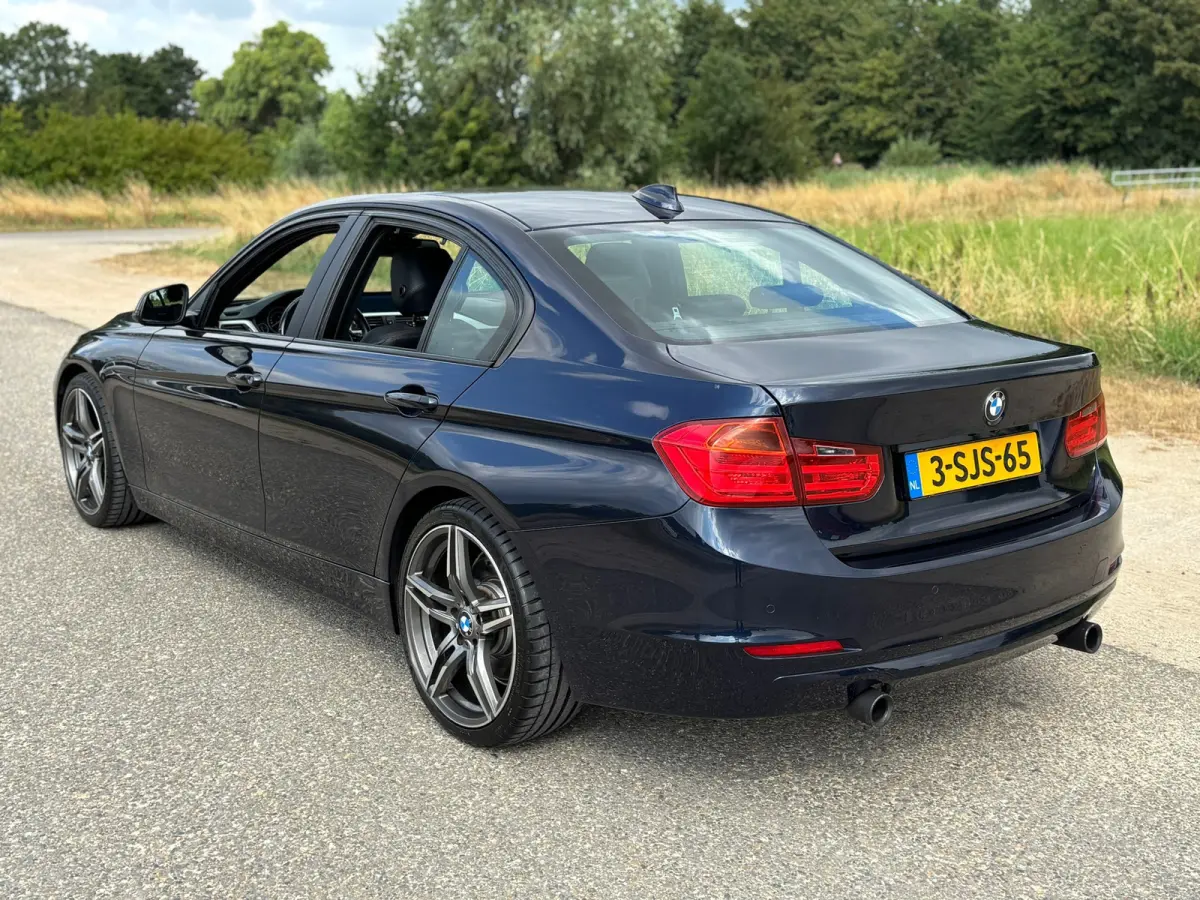 335i High Executive Aut/Leder/Navi Head up/
