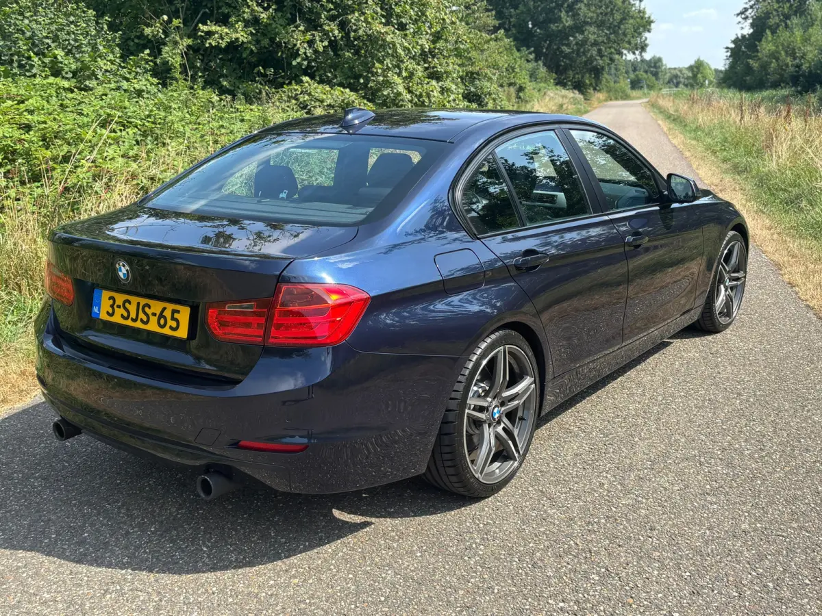 335i High Executive Aut/Leder/Navi Head up/