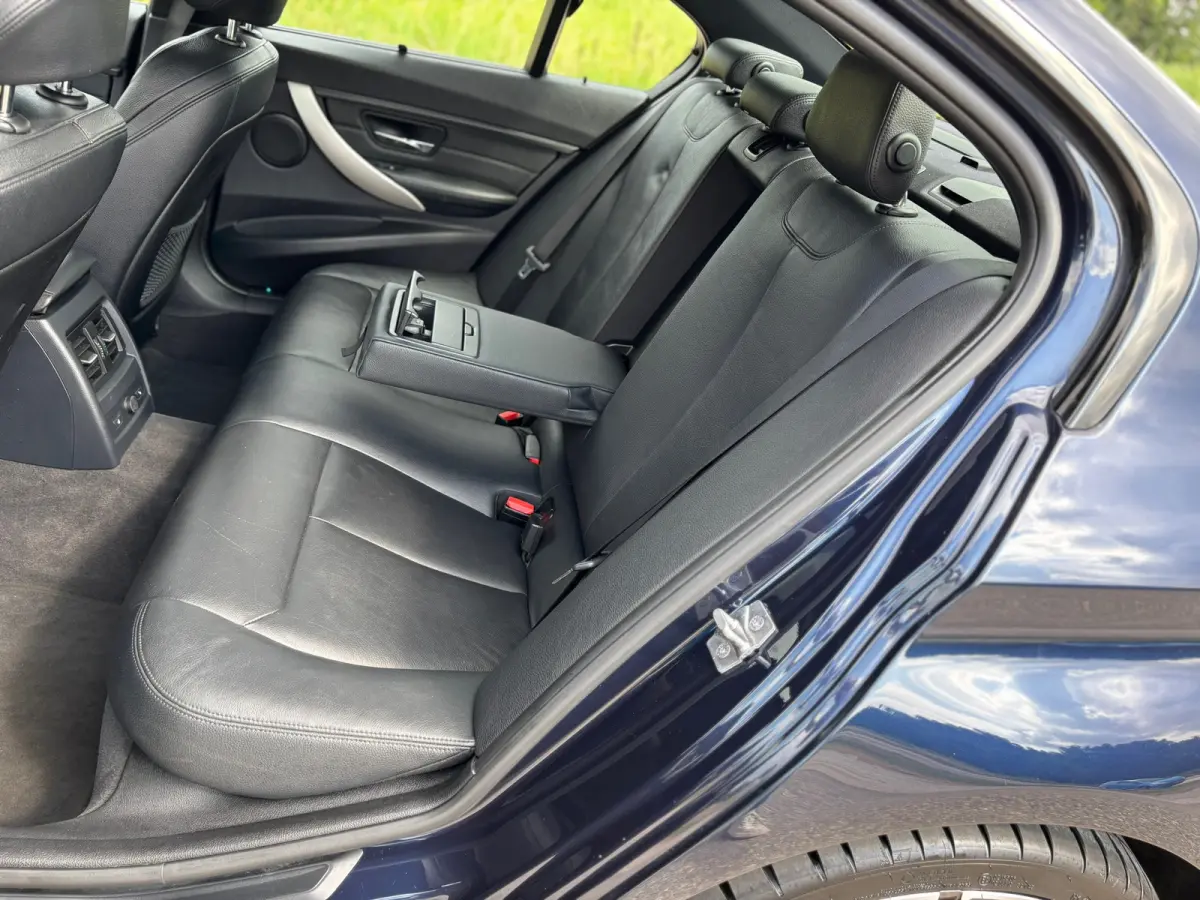 335i High Executive Aut/Leder/Navi Head up/