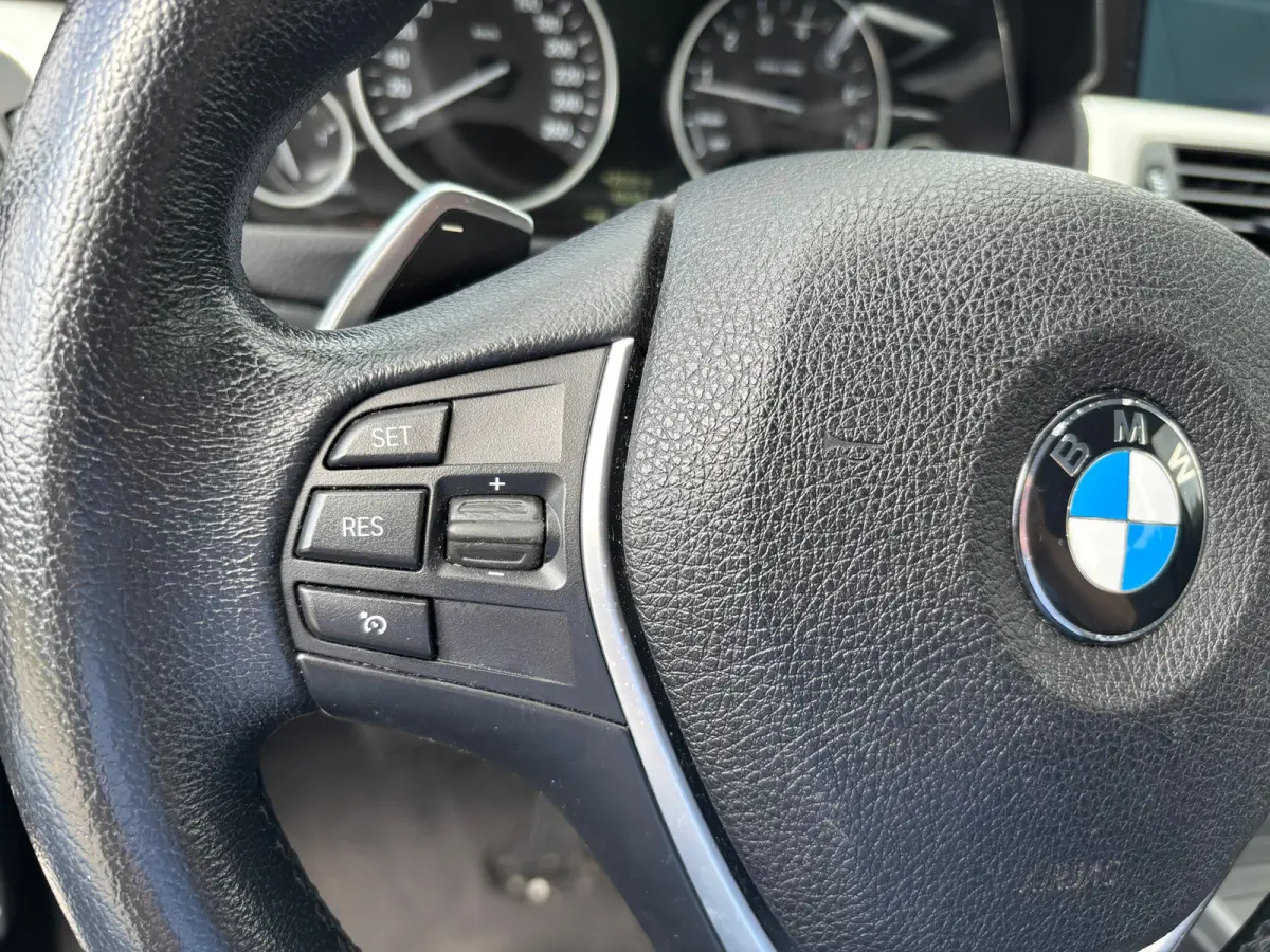 335i High Executive Aut/Leder/Navi Head up/