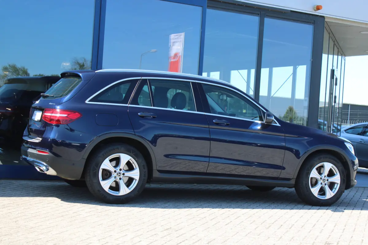 250 4MATIC Ambition Exclusive NAVI CAMERA TREKHAAK <<78.554KM>>