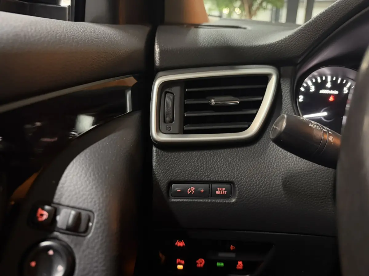 1.2 Connect Edition|NAP|NL Auto|Keyless|Pano|360 Camera|Trekhaak|Allseason|Garantie|Rijklaar