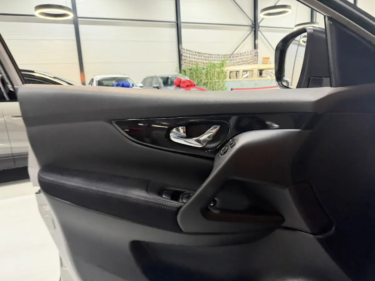 1.2 Connect Edition|NAP|NL Auto|Keyless|Pano|360 Camera|Trekhaak|Allseason|Garantie|Rijklaar