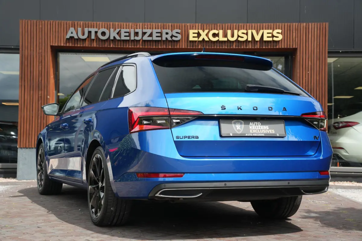 1.4 iV Sportline Panoramadak Canton 360 Camera Keyless Dab+ Side Assist Leder Alcantara Stoelverwarming