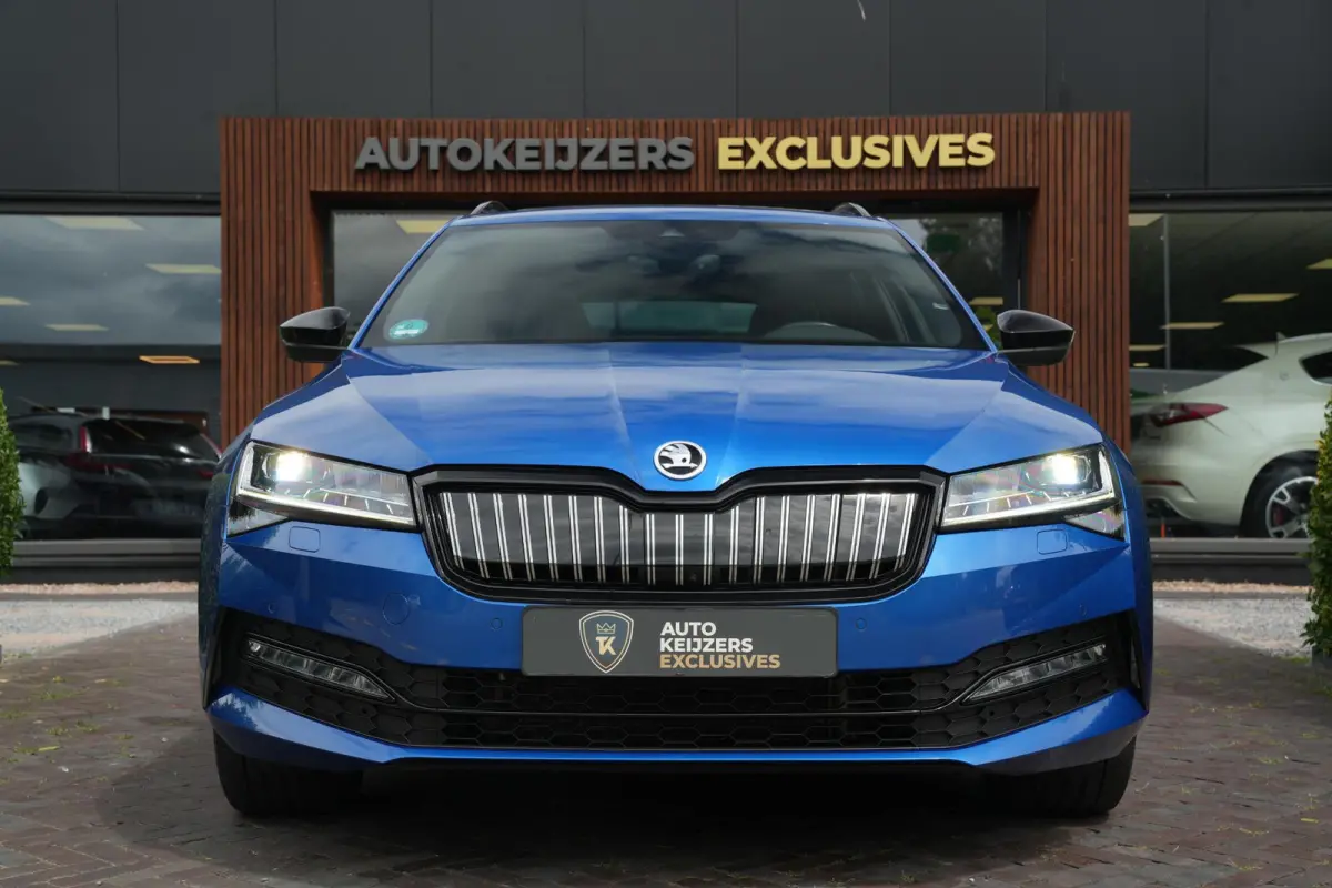 1.4 iV Sportline Panoramadak Canton 360 Camera Keyless Dab+ Side Assist Leder Alcantara Stoelverwarming