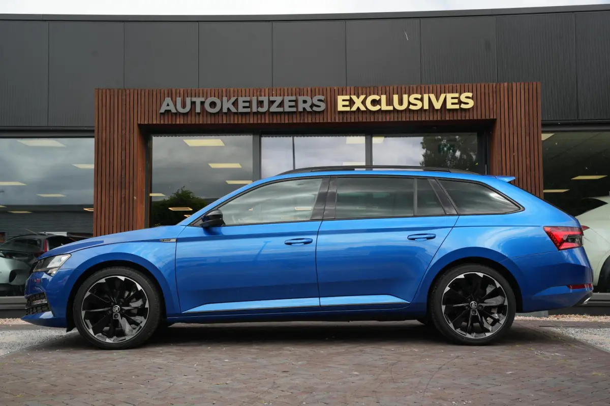 1.4 iV Sportline Panoramadak Canton 360 Camera Keyless Dab+ Side Assist Leder Alcantara Stoelverwarming