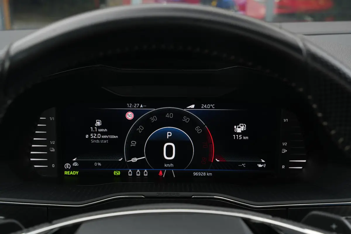 1.4 iV Sportline Panoramadak Canton 360 Camera Keyless Dab+ Side Assist Leder Alcantara Stoelverwarming
