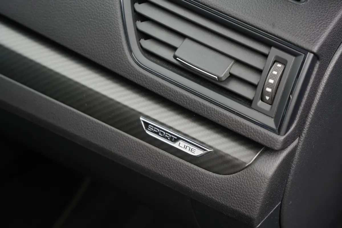 1.4 iV Sportline Panoramadak Canton 360 Camera Keyless Dab+ Side Assist Leder Alcantara Stoelverwarming