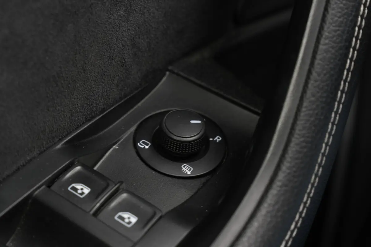 1.4 iV Sportline Panoramadak Canton 360 Camera Keyless Dab+ Side Assist Leder Alcantara Stoelverwarming