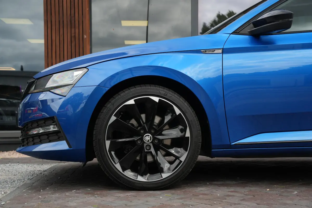 1.4 iV Sportline Panoramadak Canton 360 Camera Keyless Dab+ Side Assist Leder Alcantara Stoelverwarming