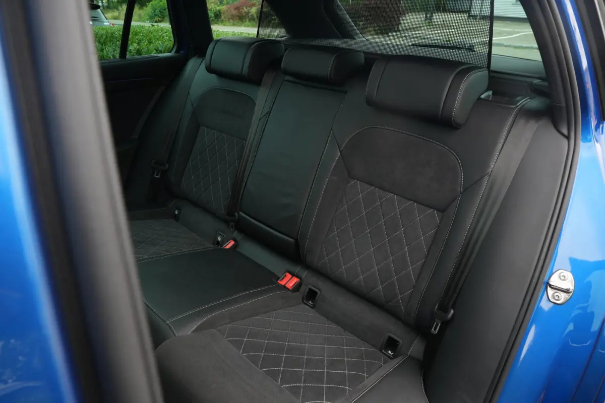 1.4 iV Sportline Panoramadak Canton 360 Camera Keyless Dab+ Side Assist Leder Alcantara Stoelverwarming