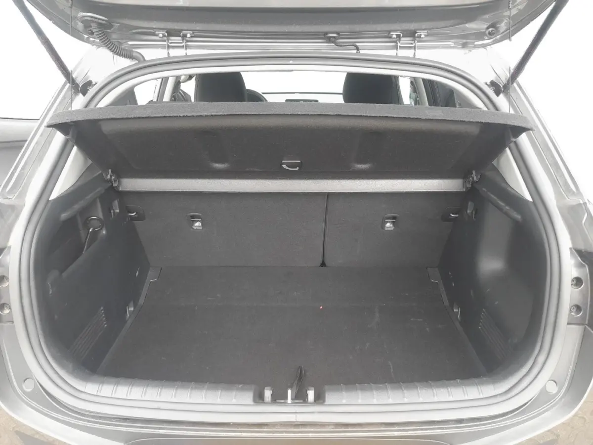 1.0 T-GDi MHEV DynamicPlusLine | Cruise Control Adaptief |Camera | Carplay | LM Velgen 16" | Fabrieksgarantie t/m 12-10-2031 + 3x 1 jaar* | NAP