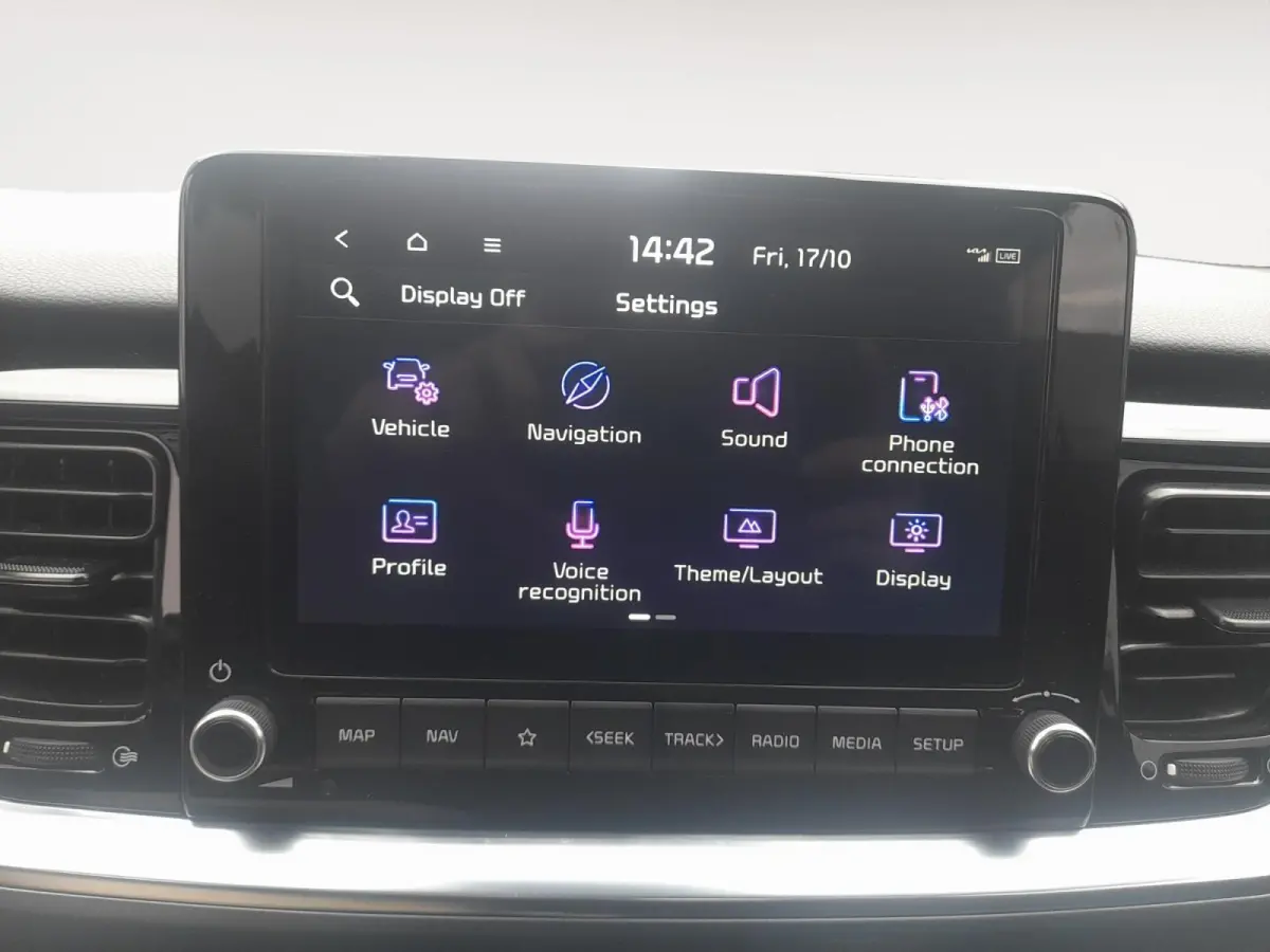1.0 T-GDi MHEV DynamicPlusLine | Cruise Control Adaptief |Camera | Carplay | LM Velgen 16" | Fabrieksgarantie t/m 12-10-2031 + 3x 1 jaar* | NAP