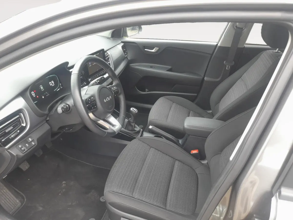 1.0 T-GDi MHEV DynamicPlusLine | Cruise Control Adaptief |Camera | Carplay | LM Velgen 16" | Fabrieksgarantie t/m 12-10-2031 + 3x 1 jaar* | NAP