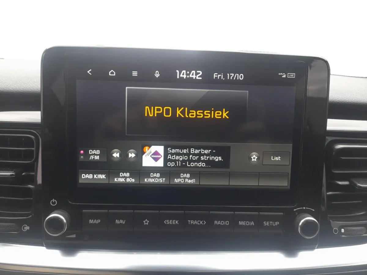 1.0 T-GDi MHEV DynamicPlusLine | Cruise Control Adaptief |Camera | Carplay | LM Velgen 16" | Fabrieksgarantie t/m 12-10-2031 + 3x 1 jaar* | NAP