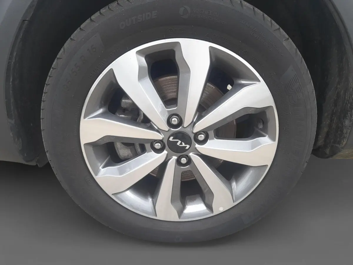 1.0 T-GDi MHEV DynamicPlusLine | Cruise Control Adaptief |Camera | Carplay | LM Velgen 16" | Fabrieksgarantie t/m 12-10-2031 + 3x 1 jaar* | NAP