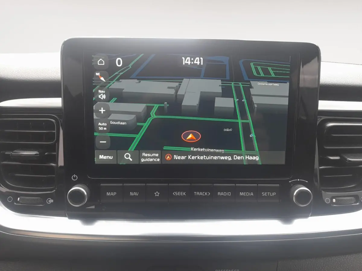 1.0 T-GDi MHEV DynamicPlusLine | Cruise Control Adaptief |Camera | Carplay | LM Velgen 16" | Fabrieksgarantie t/m 12-10-2031 + 3x 1 jaar* | NAP