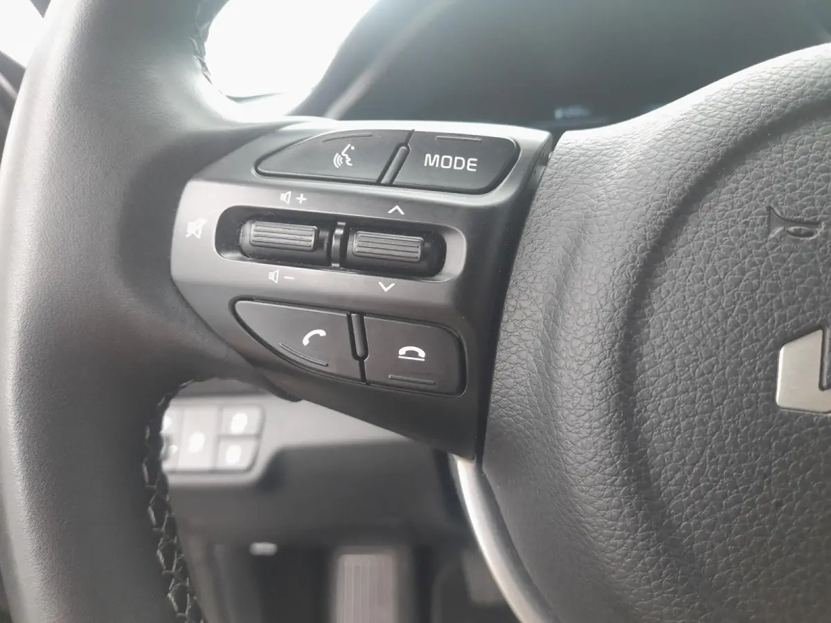 1.0 T-GDi MHEV DynamicPlusLine | Cruise Control Adaptief |Camera | Carplay | LM Velgen 16" | Fabrieksgarantie t/m 12-10-2031 + 3x 1 jaar* | NAP
