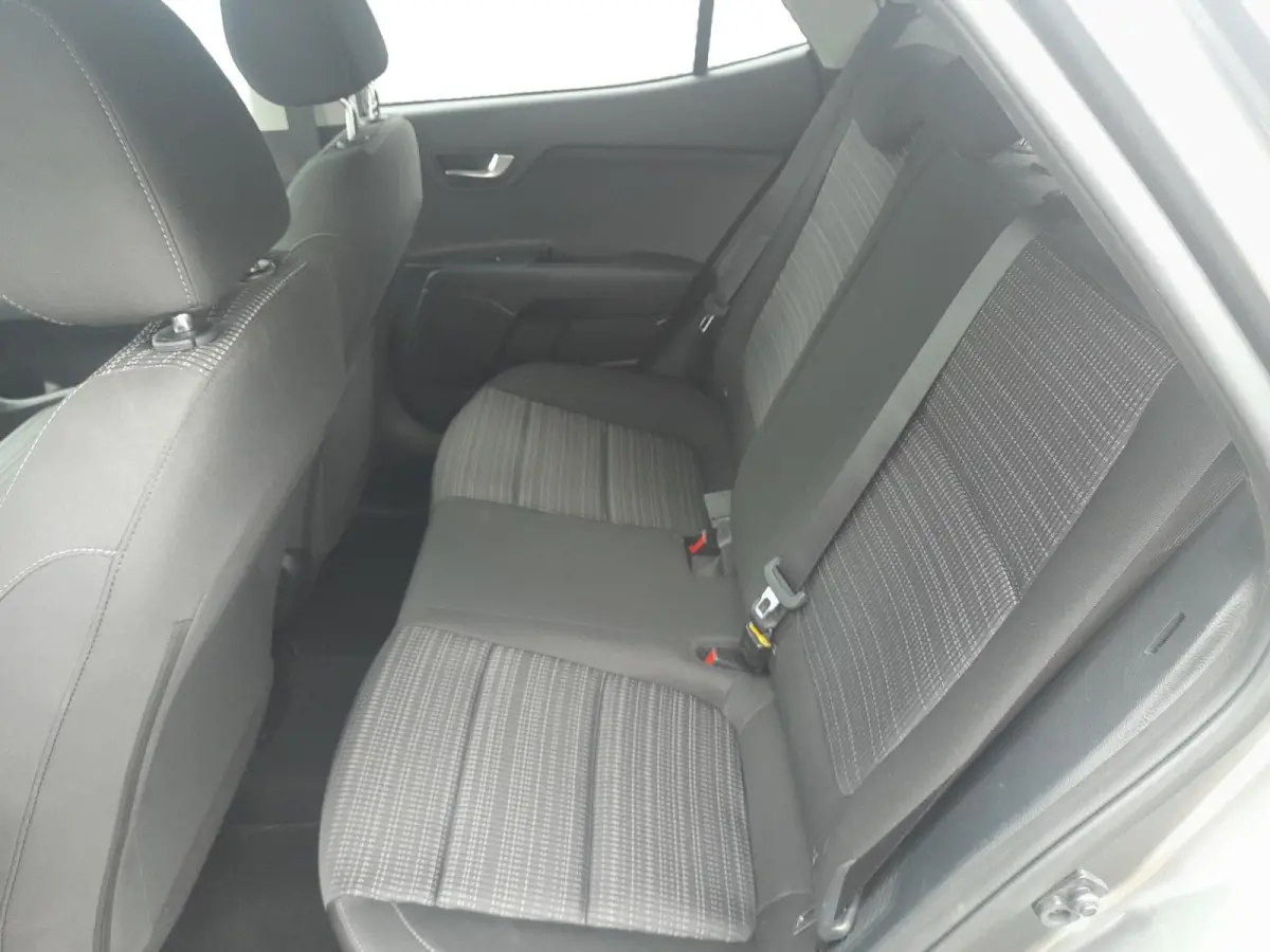 1.0 T-GDi MHEV DynamicPlusLine | Cruise Control Adaptief |Camera | Carplay | LM Velgen 16" | Fabrieksgarantie t/m 12-10-2031 + 3x 1 jaar* | NAP