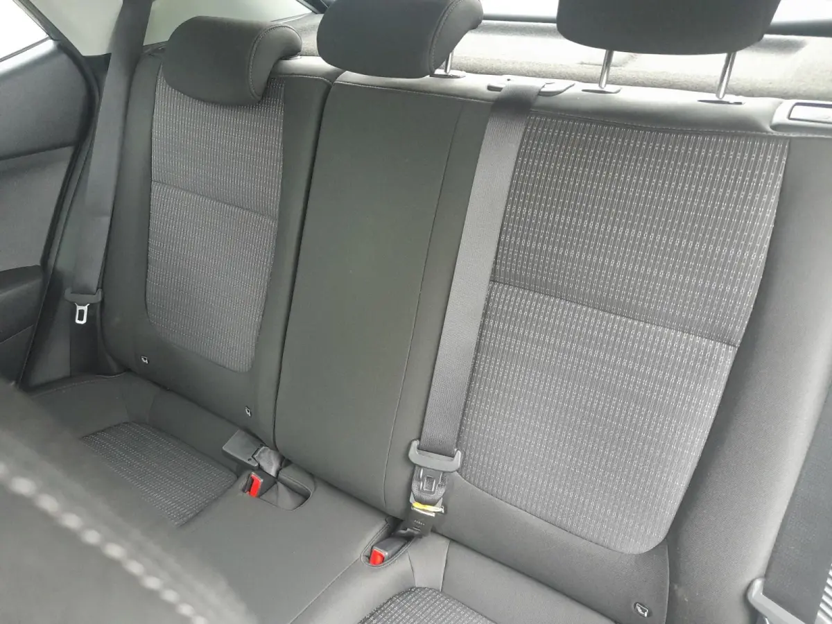 1.0 T-GDi MHEV DynamicPlusLine | Cruise Control Adaptief |Camera | Carplay | LM Velgen 16" | Fabrieksgarantie t/m 12-10-2031 + 3x 1 jaar* | NAP