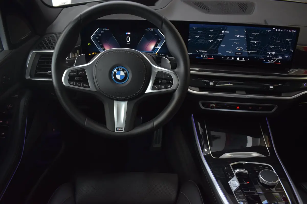 XDrive50e M-Sport Pro 489pk | AKRAPOVIC | ACHTERASBESTURING