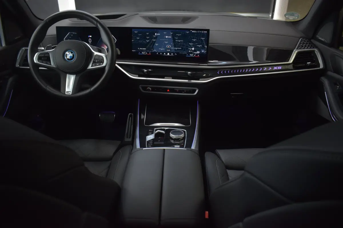 XDrive50e M-Sport Pro 489pk | AKRAPOVIC | ACHTERASBESTURING