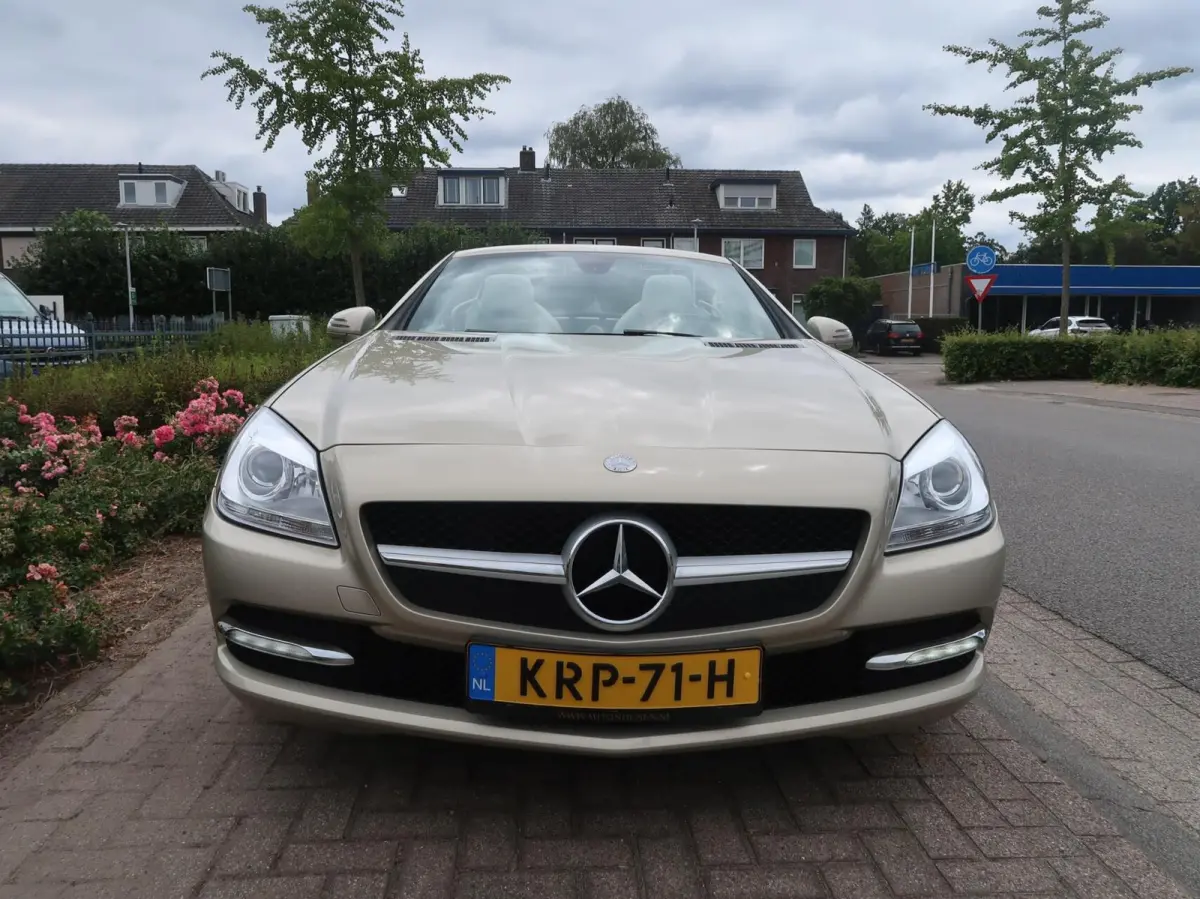 200 Aut MAGIC SKY-PANORAMADAK|CARPLAY|VLEUGELDEUREN|AIRSCARF|AIRCO|BLUETOOTH