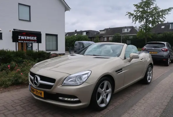 200 Aut MAGIC SKY-PANORAMADAK|CARPLAY|VLEUGELDEUREN|AIRSCARF|AIRCO|BLUETOOTH