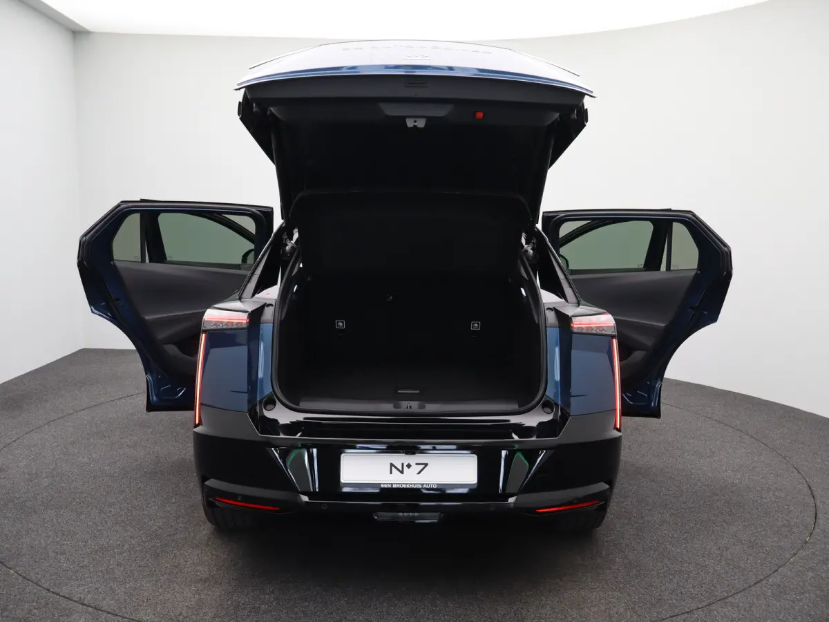 E-Tense Etoile 74 kWh | Nu in de showroom | Focal | leder | Stoel verw. + verkoeling | Massage | Panoramadak | 8 jaar garantie |