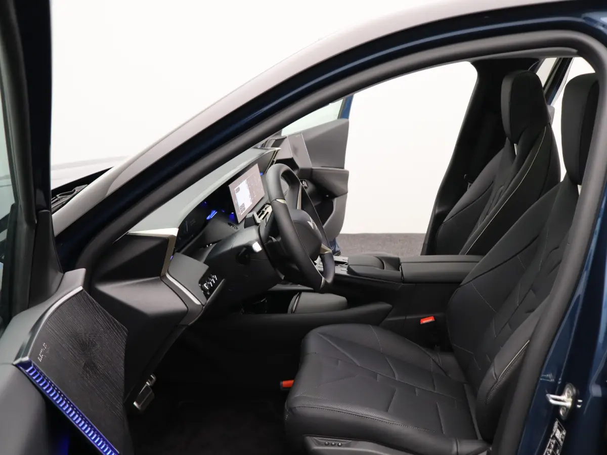 E-Tense Etoile 74 kWh | Nu in de showroom | Focal | leder | Stoel verw. + verkoeling | Massage | Panoramadak | 8 jaar garantie |