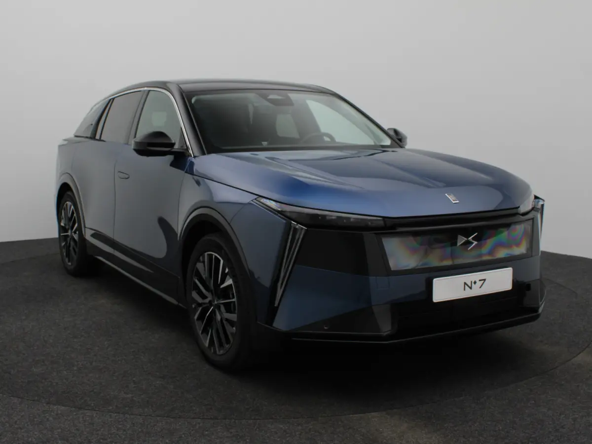 E-Tense Etoile 74 kWh | Nu in de showroom | Focal | leder | Stoel verw. + verkoeling | Massage | Panoramadak | 8 jaar garantie |