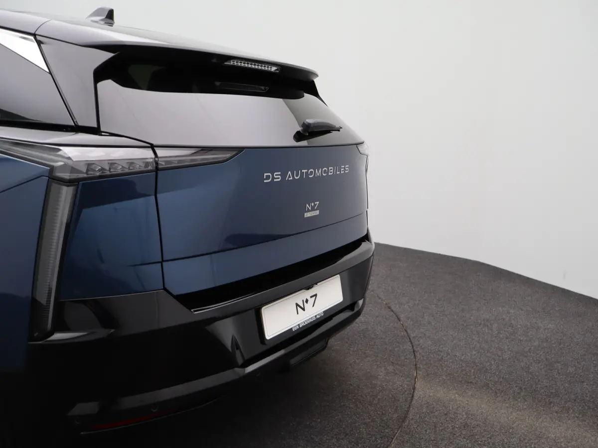E-Tense Etoile 74 kWh | Nu in de showroom | Focal | leder | Stoel verw. + verkoeling | Massage | Panoramadak | 8 jaar garantie |