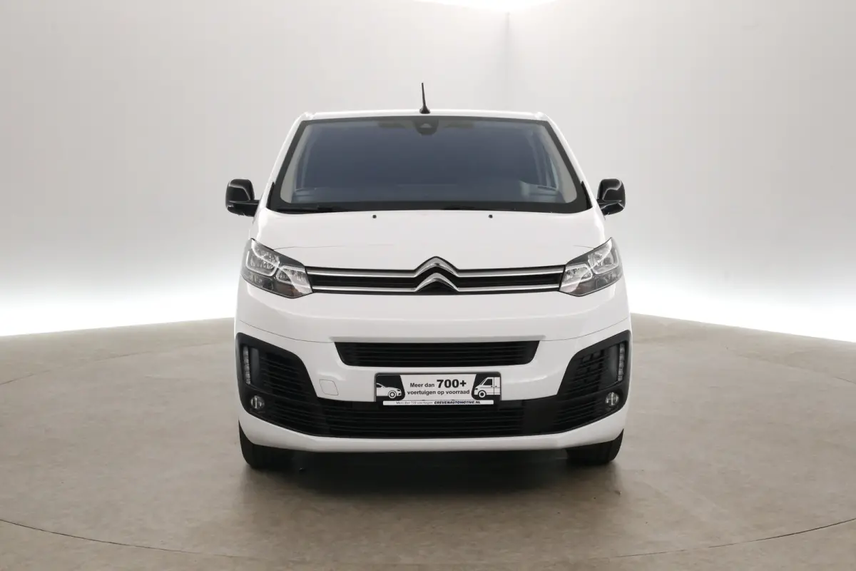 Citroën e-Jumpy 75 kWh L3H1 | Snelladen | SOH 91% | Clima | Camera | Cruise | 3 Zits | Carplay | Parkeersens.