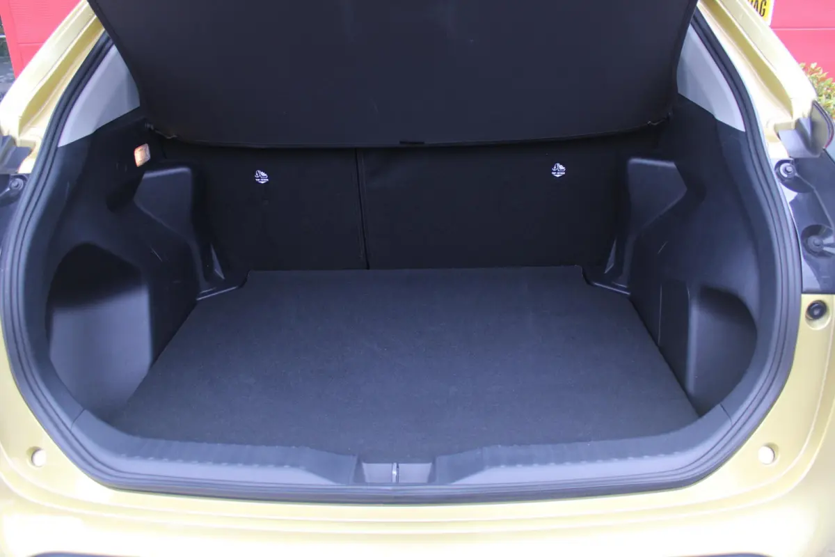 1.5 Hybrid Dynamic | KEYLESS ENTRY / START | VOORSTOELEN VERWARMD | STUUR VERWARMING | HEAD-UP DISPLAY | LED KOPLAMPEN | ADAPTIVE CRUISE CONTROL | LANE ASIST |  ELEKTRISCH BEDIENBARE ACHTERK