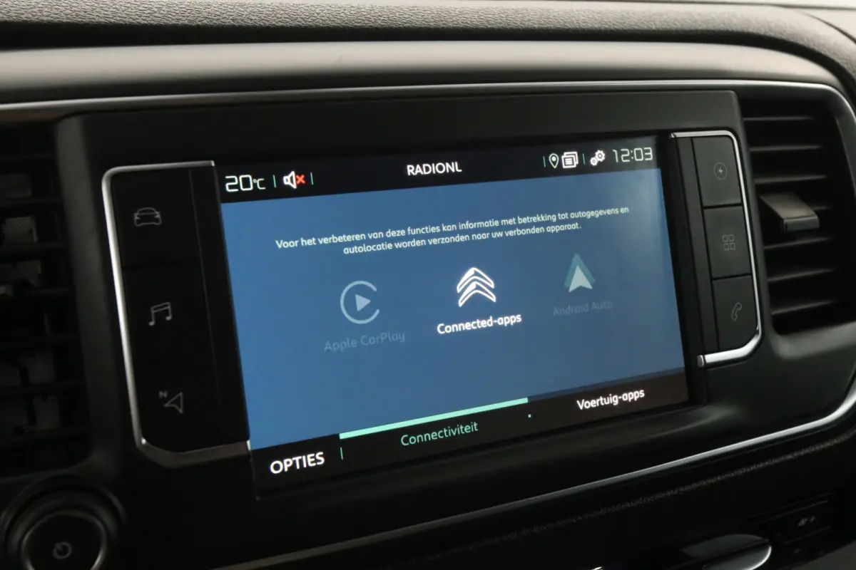 Citroën e-Jumpy 75 kWh L3H1 | Snelladen | SOH 91% | Clima | Camera | Cruise | 3 Zits | Carplay | Parkeersens.