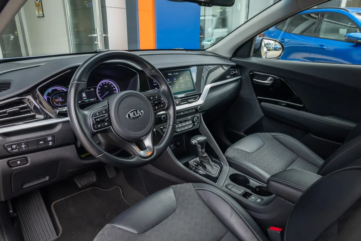 1.6 GDi Hybrid DynamicLine | Camera | Cruise control adaptief | Apple Carplay/Android Auto | Navigatie | Clima | Achteruitrijcamera | Airco (automatisch) | Apple Carplay/Android Auto|telefoo