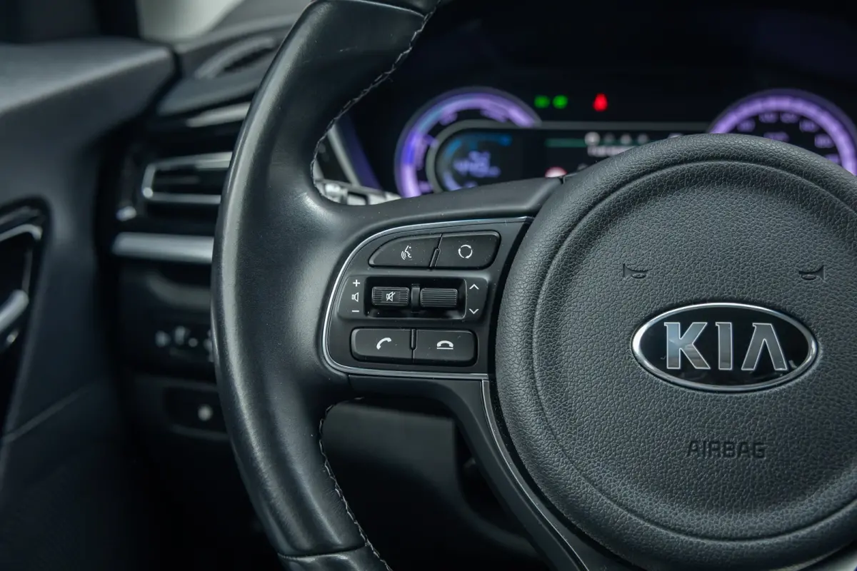 1.6 GDi Hybrid DynamicLine | Camera | Cruise control adaptief | Apple Carplay/Android Auto | Navigatie | Clima | Achteruitrijcamera | Airco (automatisch) | Apple Carplay/Android Auto|telefoo