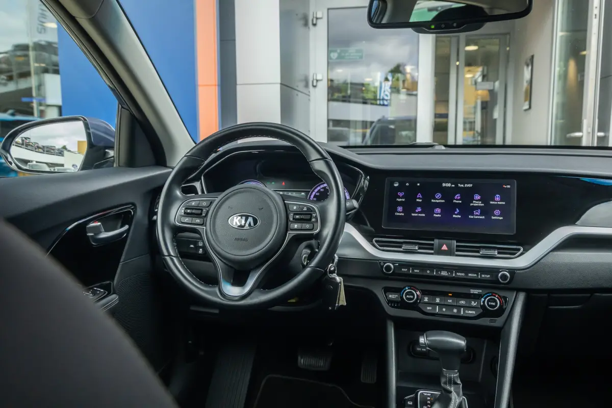 1.6 GDi Hybrid DynamicLine | Camera | Cruise control adaptief | Apple Carplay/Android Auto | Navigatie | Clima | Achteruitrijcamera | Airco (automatisch) | Apple Carplay/Android Auto|telefoo