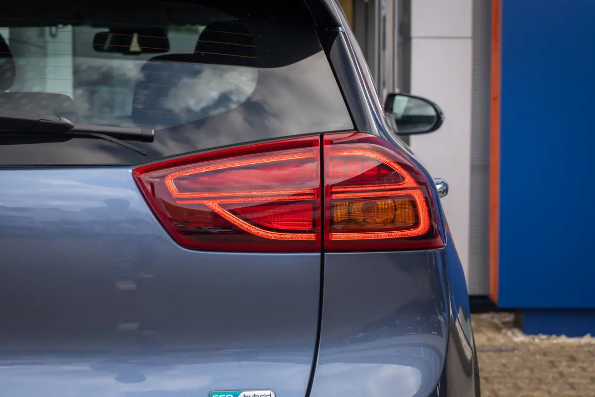 1.6 GDi Hybrid DynamicLine | Camera | Cruise control adaptief | Apple Carplay/Android Auto | Navigatie | Clima | Achteruitrijcamera | Airco (automatisch) | Apple Carplay/Android Auto|telefoo