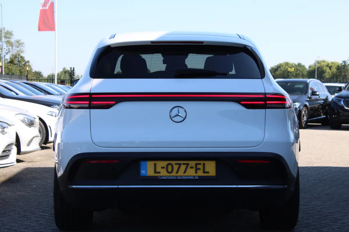 400 4MATIC 80kWh (SOH 96,71%) Business Solution AMG LINE 20''