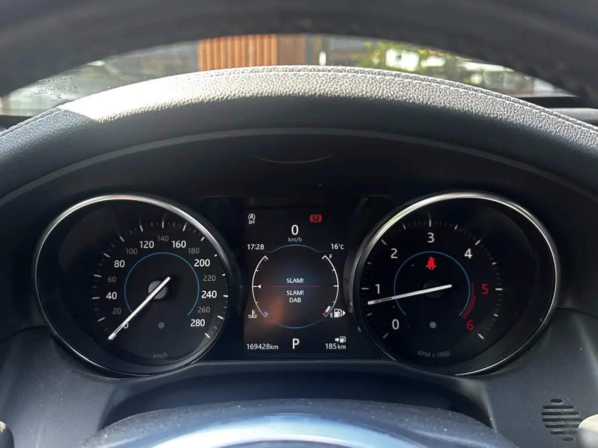 2.0d Chequered Flag R Sport Panoramadak Carplay Stoelverw.