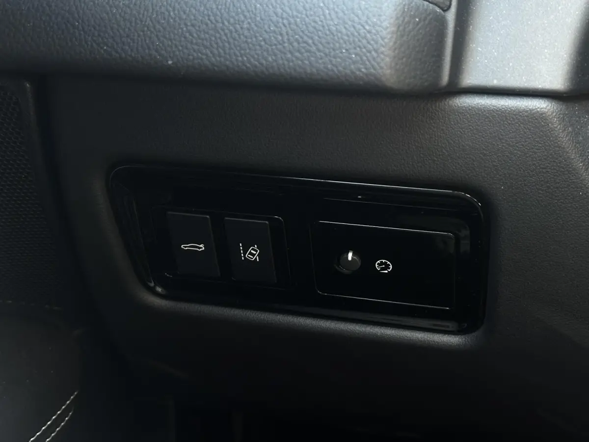 2.0d Chequered Flag R Sport Panoramadak Carplay Stoelverw.